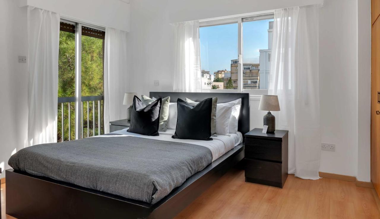 Phaedrus Living: Romanou Modern Center Flat Apartment Nicosia