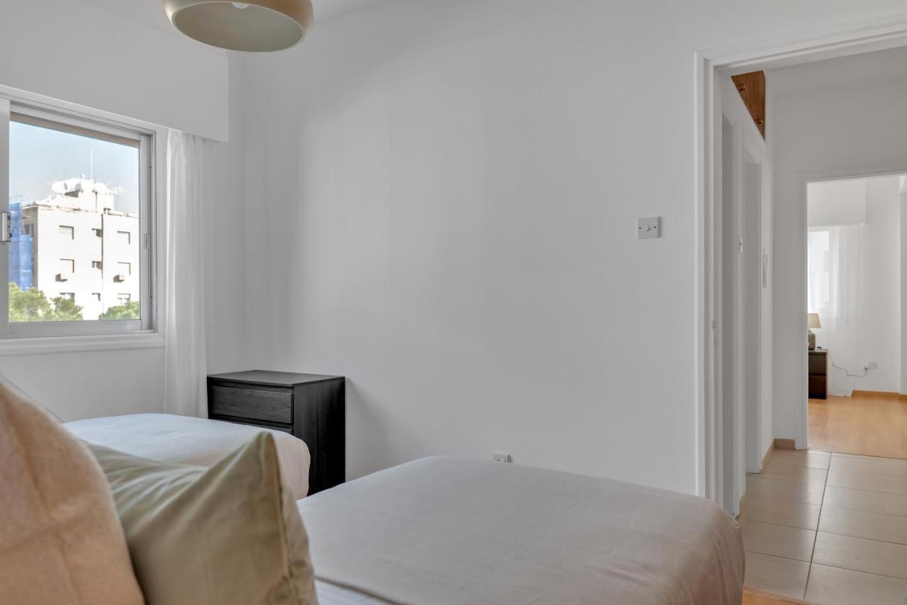 Phaedrus Living: Romanou Modern Center Flat Nicosia